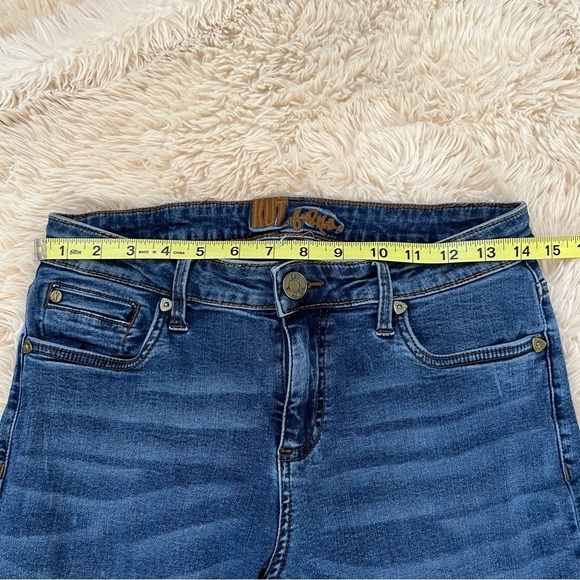 Kut from the Kloth Jeans - Picture 2 of 16